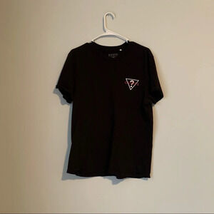 Men’s Guess black tee size M